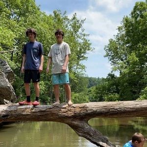 Meet your Posher, Ethan